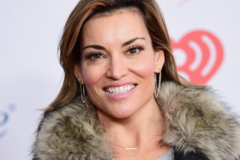 Kit Hoover: Biography, Career, Net Worth, Family & Media Achievements